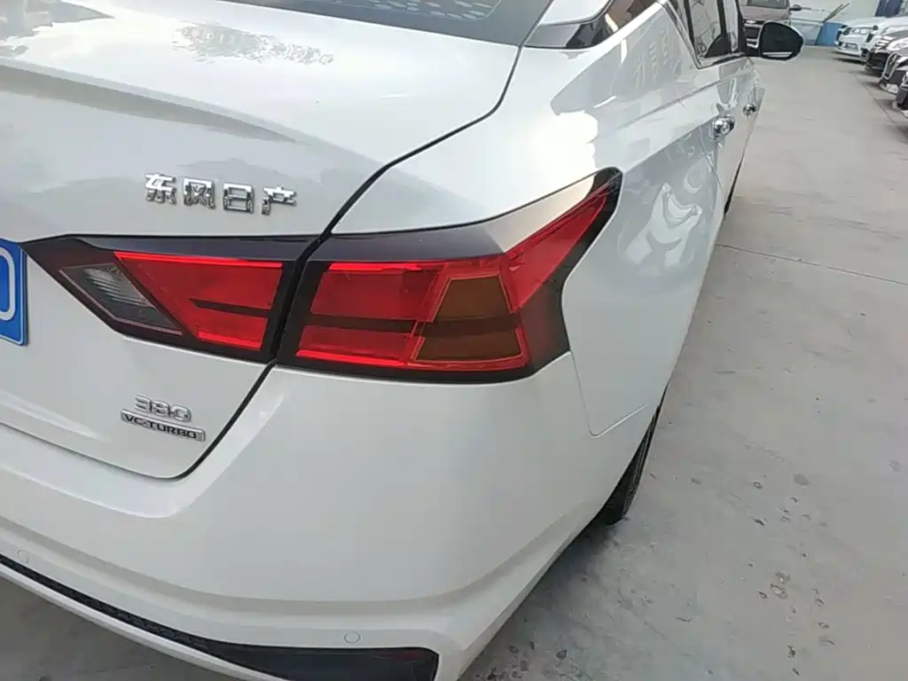 Nissan Teana — миниатюра 8