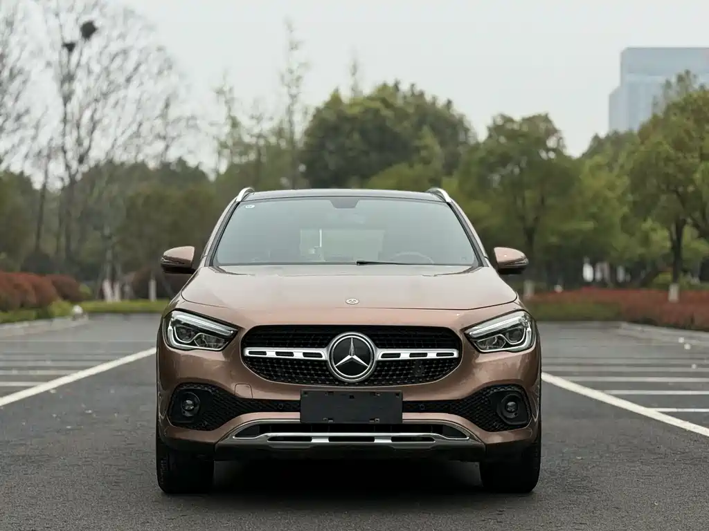 Mercedes-Benz GLA 2020