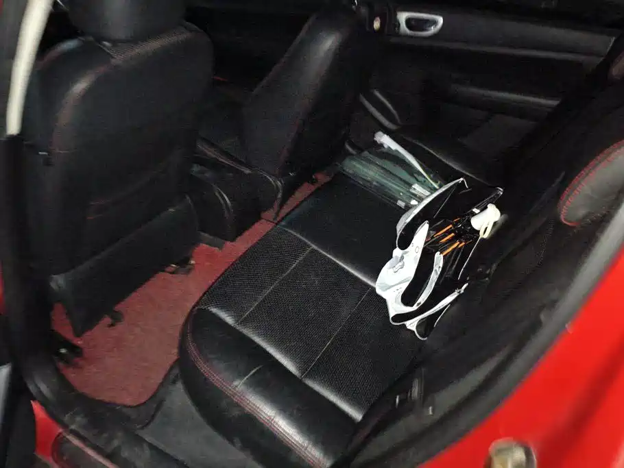 Peugeot 307 — миниатюра 11