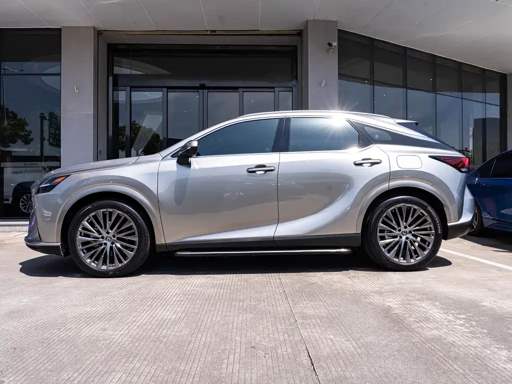 Lexus RX — миниатюра 4