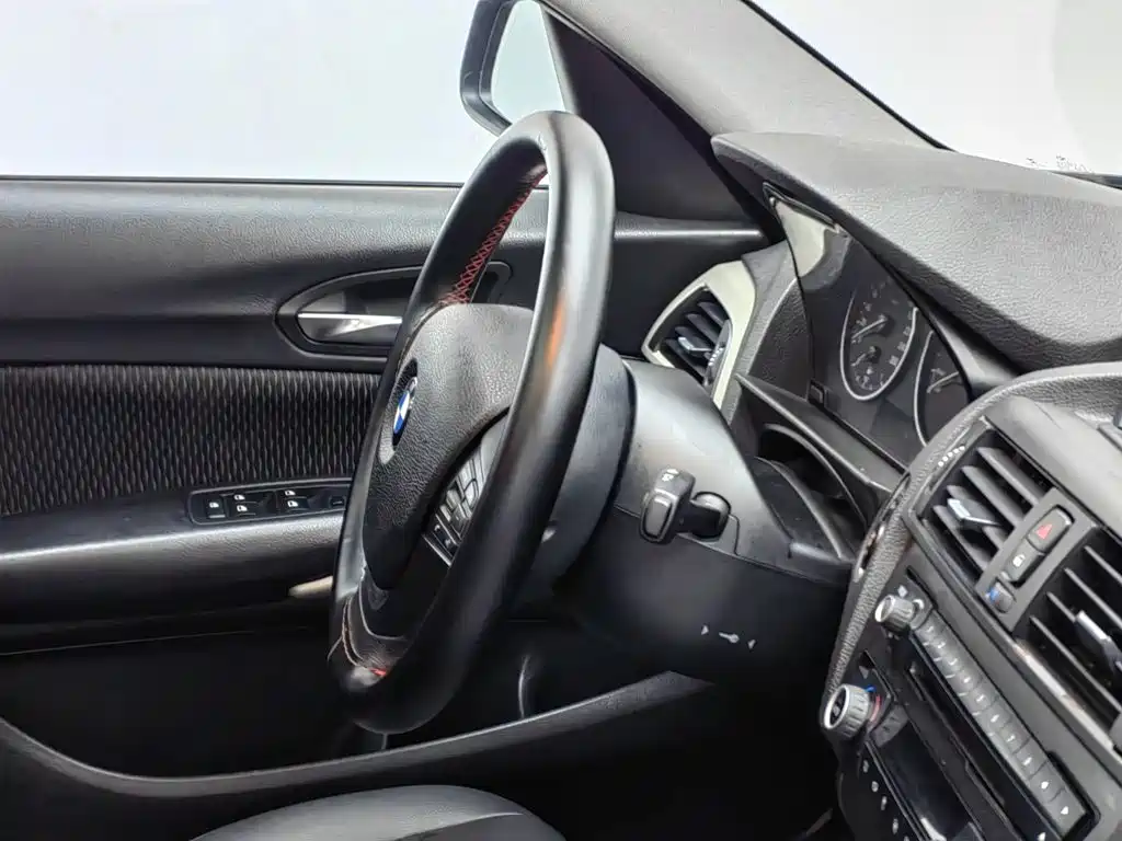 BMW 1 Series (Import) — миниатюра 22