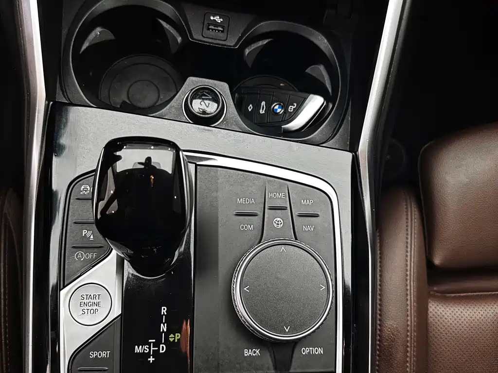 BMW 3 Series — миниатюра 13