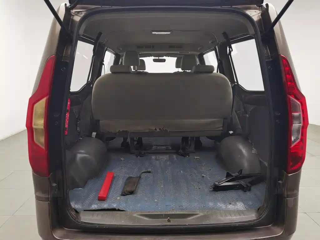 Wuling Zhengcheng Classic — миниатюра 16