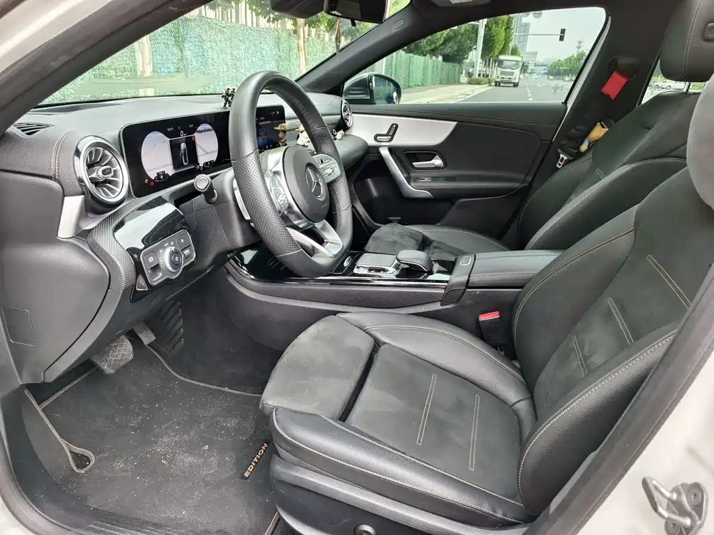 Mercedes-Benz A-Class A 2019 A 200 L Sport