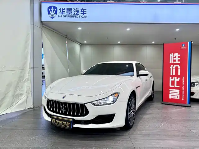 MASERATI GHIBLI