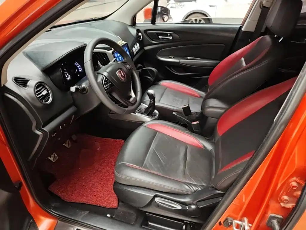 Changan CS15 — миниатюра 16