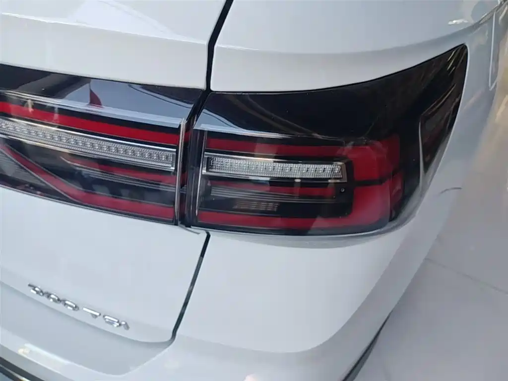 Volkswagen Tharu 2023 300TSI