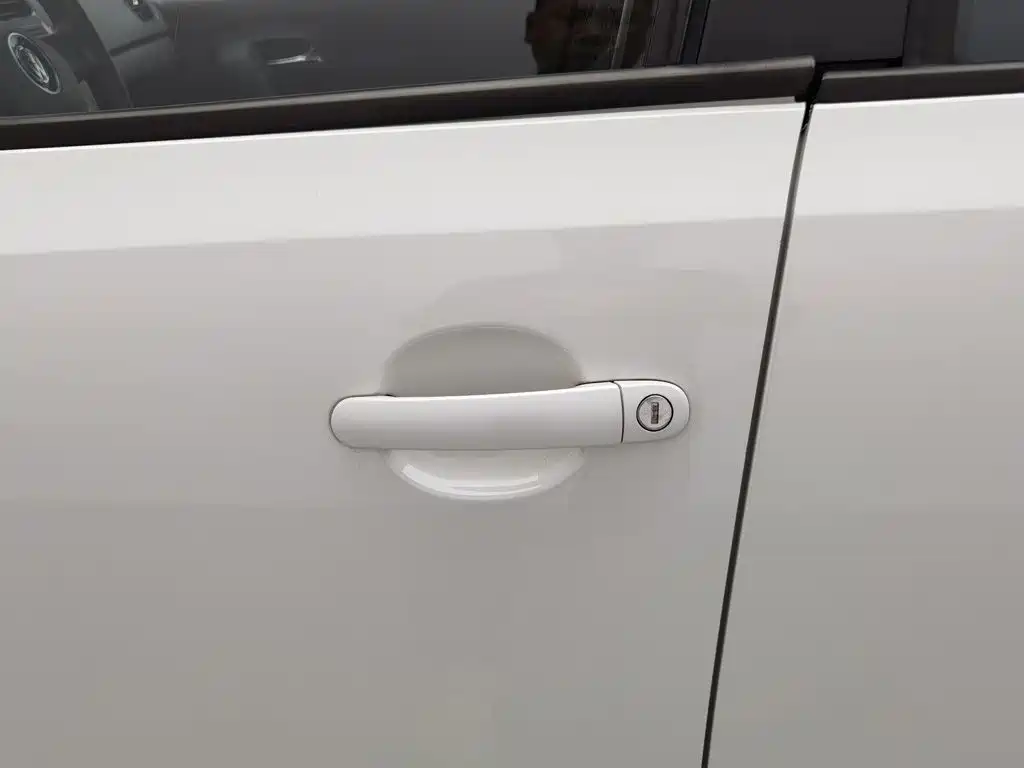 Volkswagen Polo — миниатюра 18