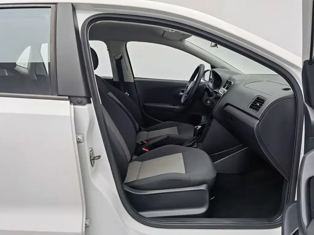 Volkswagen Polo — миниатюра 23