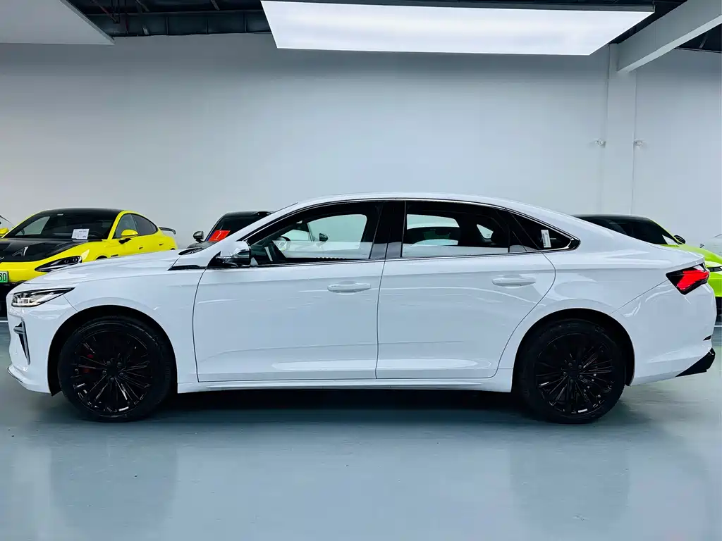 GEELY AUTOMOBILE XINGRUI