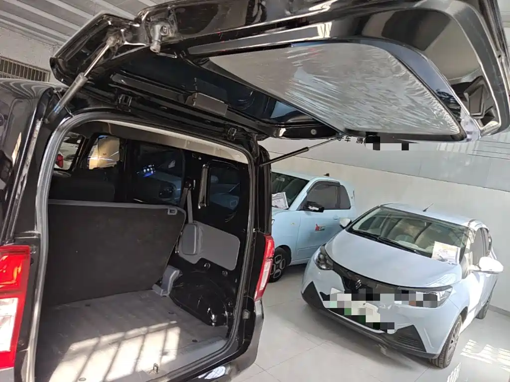 Wuling Zhiguang EV — миниатюра 19