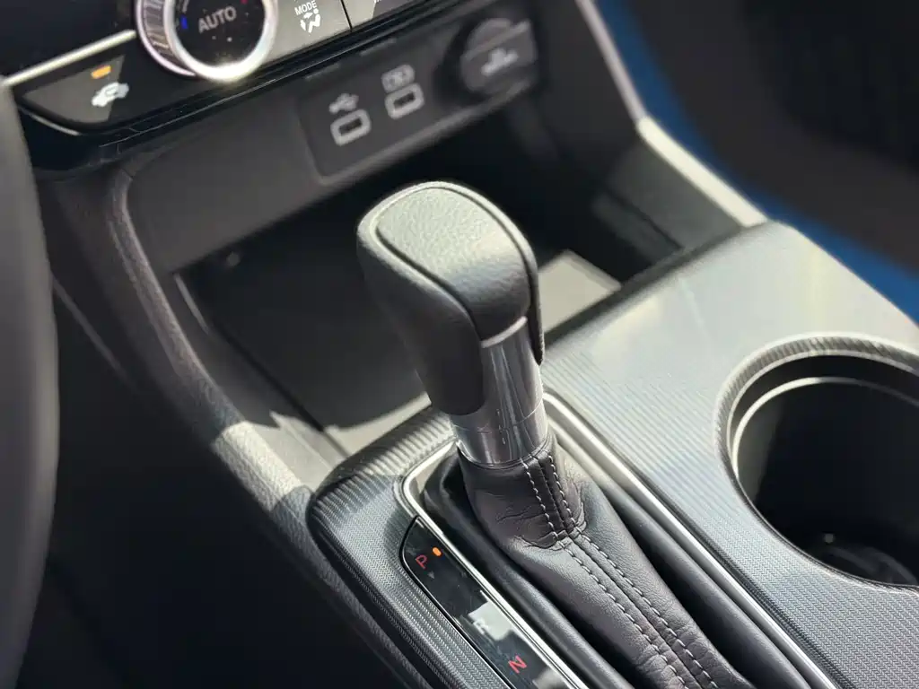 Honda Civic — миниатюра 13