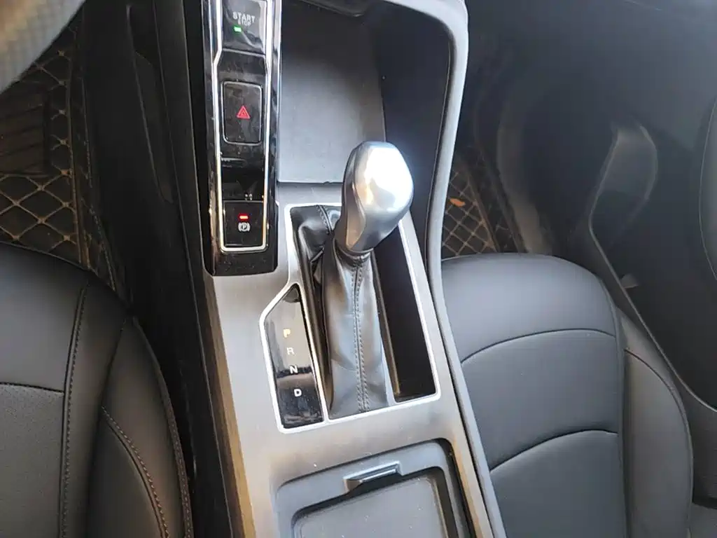 Roewe i5 — миниатюра 14