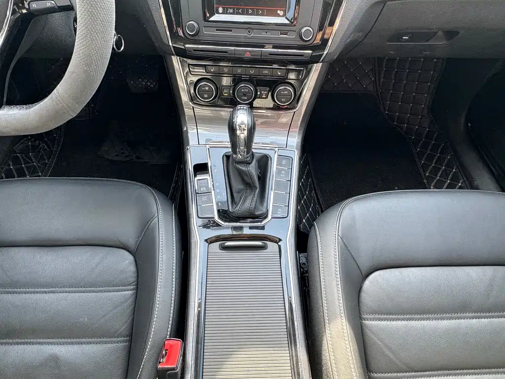 Volkswagen Passat — миниатюра 15
