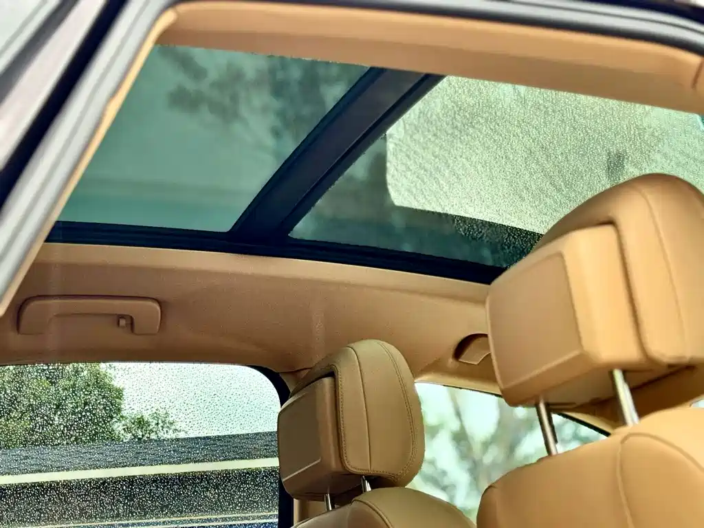 Porsche Macan — миниатюра 25