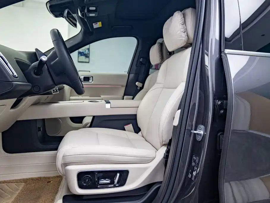 Li Auto Li L8 — миниатюра 8
