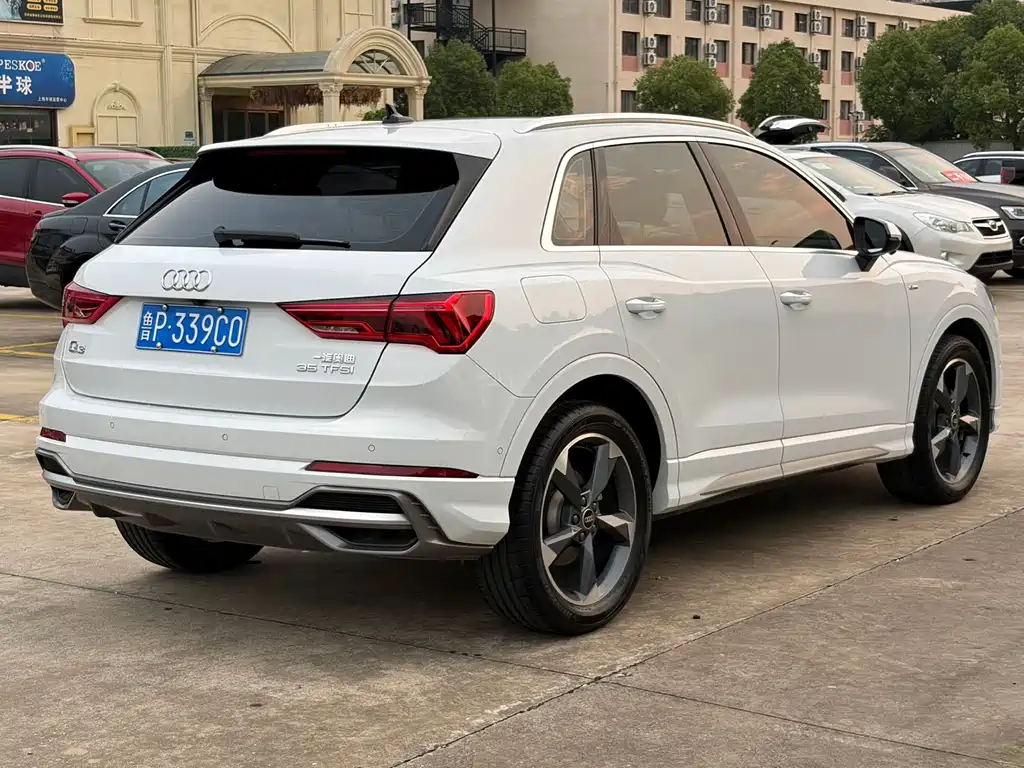 Audi Q3 2022 35 TFSI Fashion