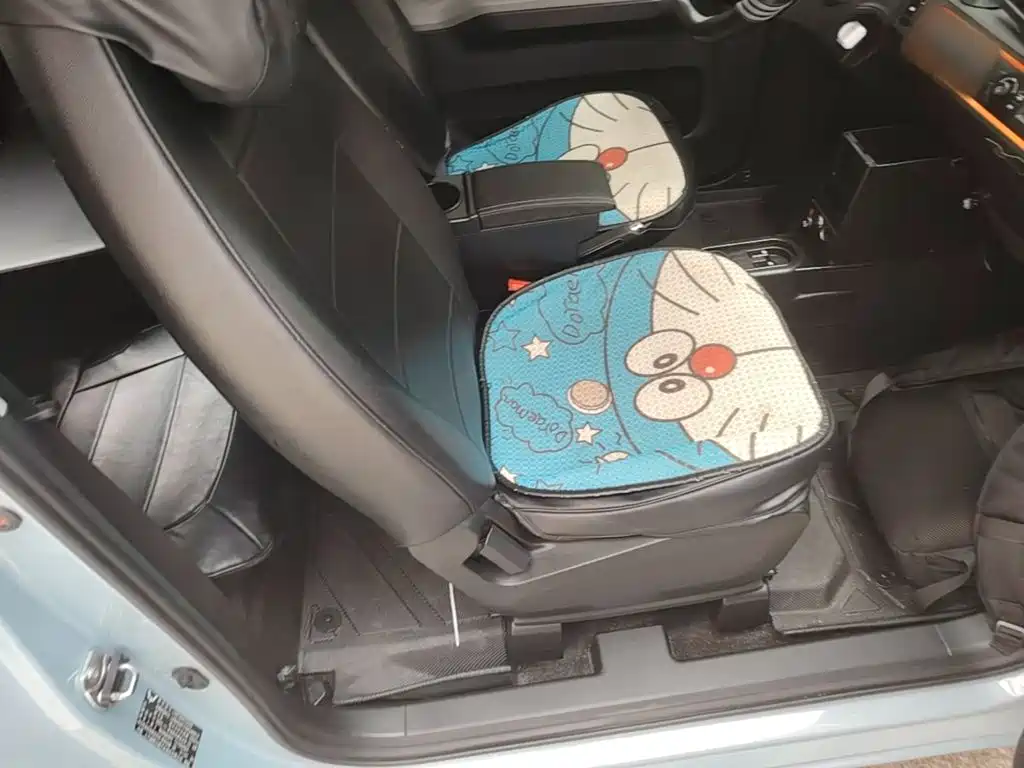 Wuling MINIEV — миниатюра 25