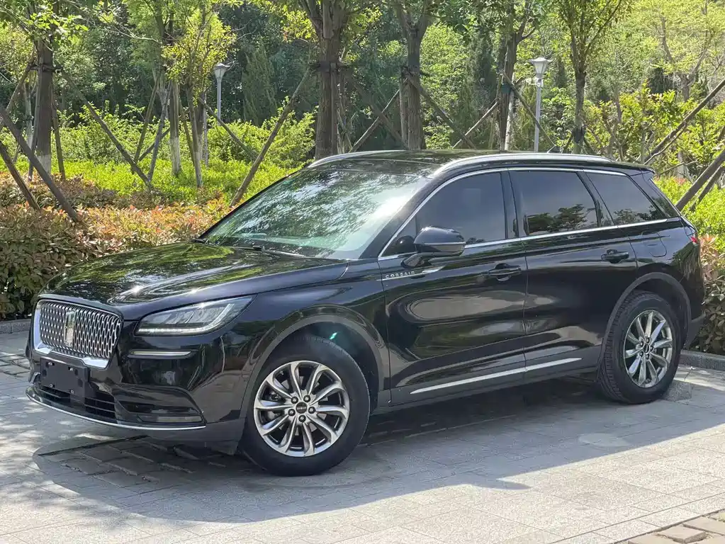 Lincoln Corsair 2020