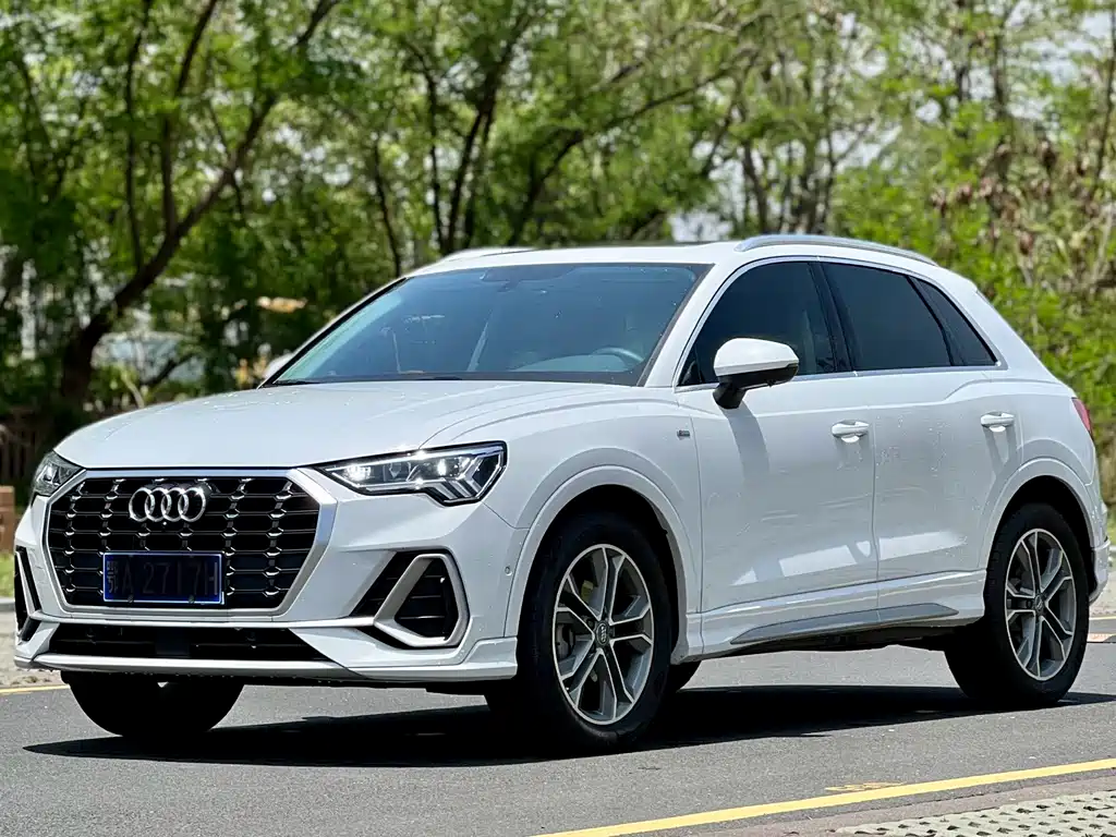 Audi Q3 2021