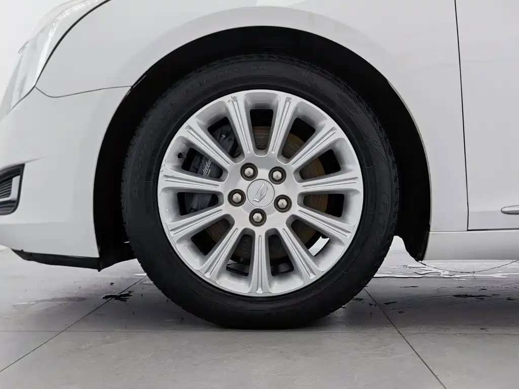 Cadillac XTS — миниатюра 17