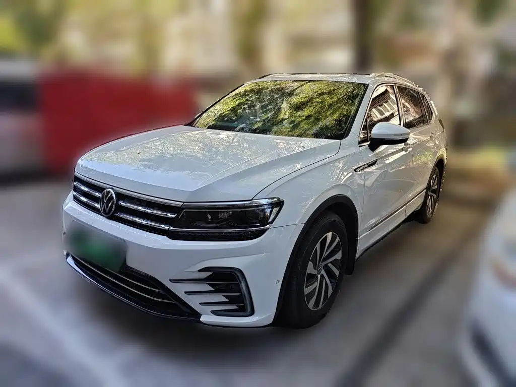 Volkswagen Tiguan L PHEV