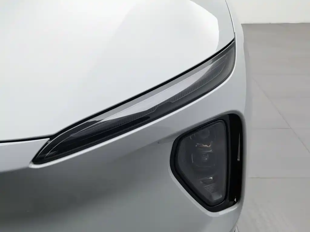 NIO ES6 — миниатюра 7
