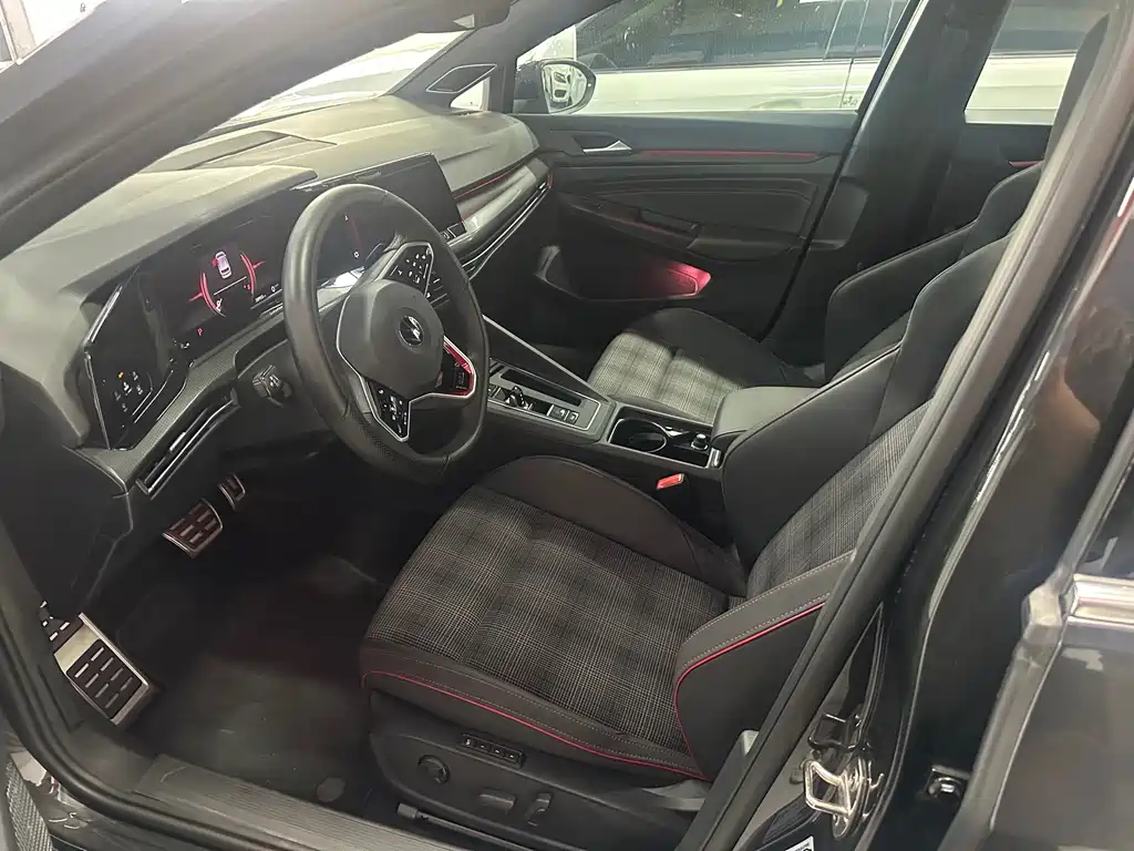 Volkswagen Golf GTI — миниатюра 4