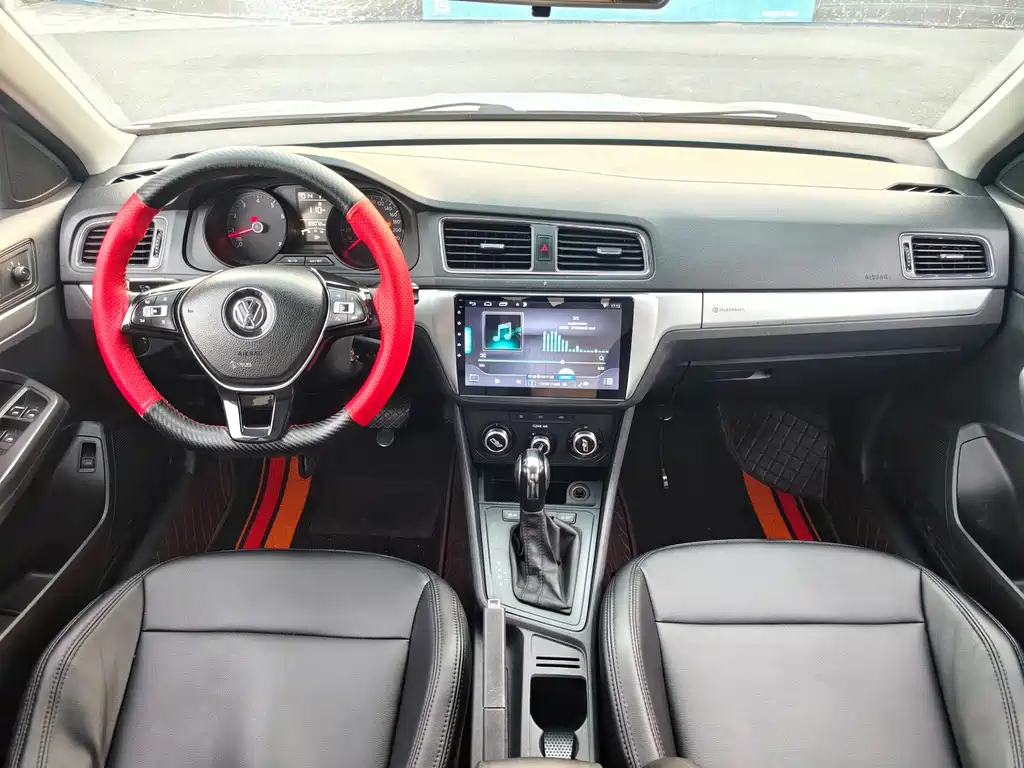 Volkswagen Lavida — миниатюра 5