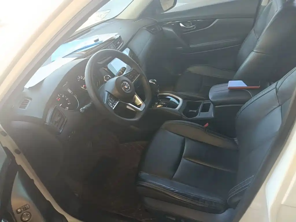 Nissan X-Trail — миниатюра 15
