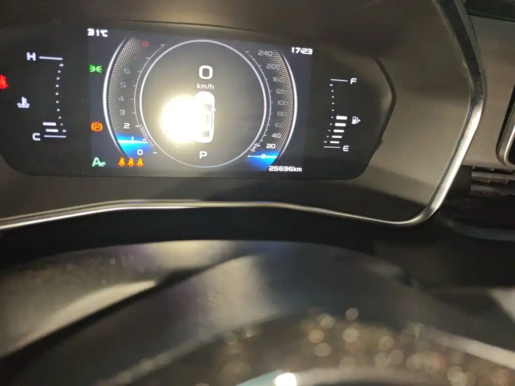 Geely Xingrui — миниатюра 13