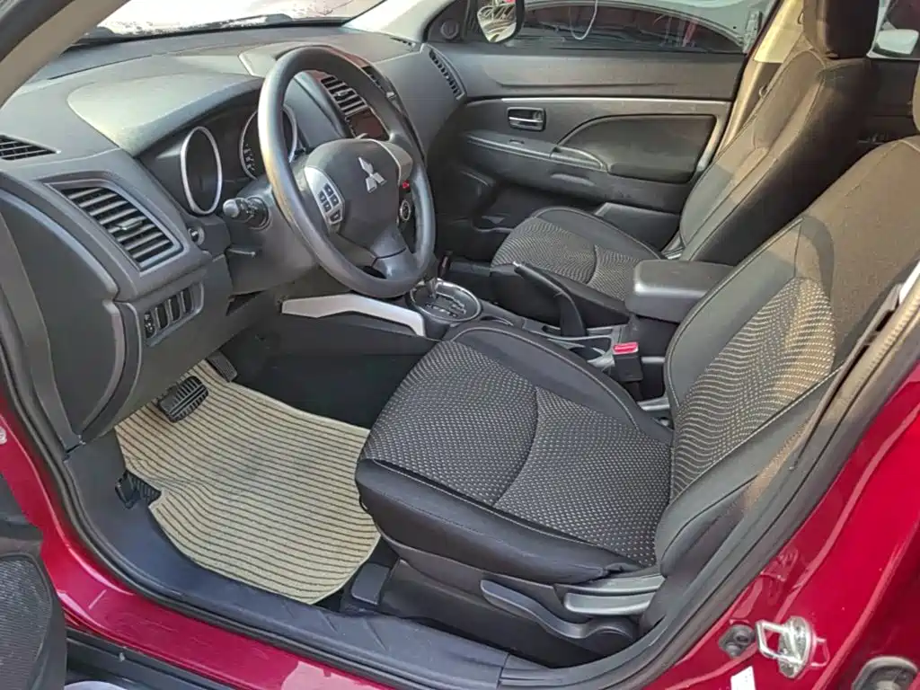 Mitsubishi ASX — миниатюра 15