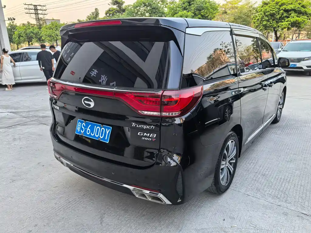 GAC TRUMPCHI M8