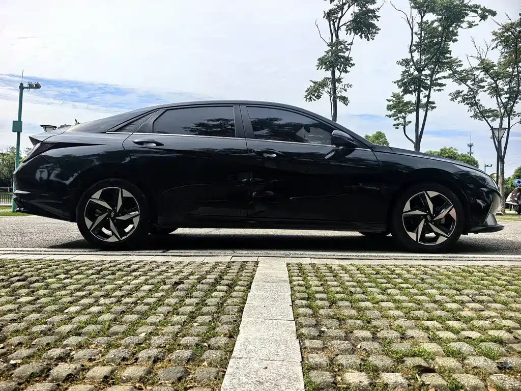 Hyundai Elantra 2021 1.5L CVT GLX Elite