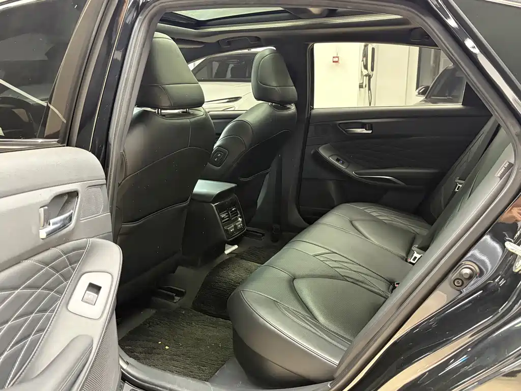 Buick Verano — миниатюра 7