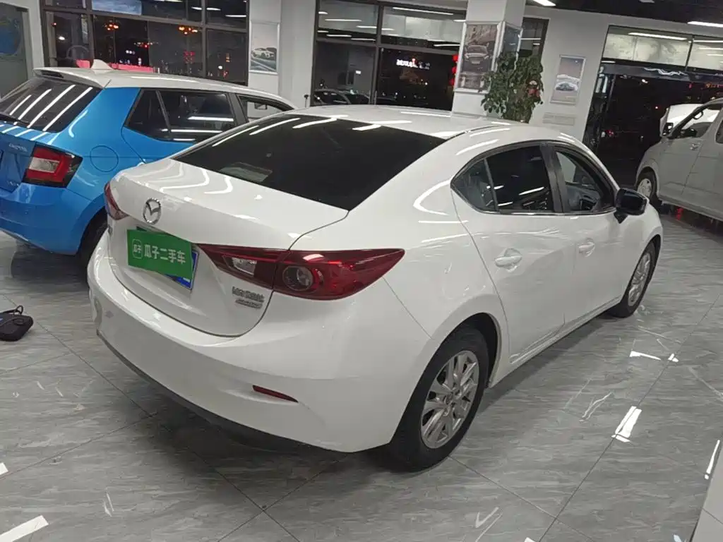 Mazda 3 Axela — миниатюра 7