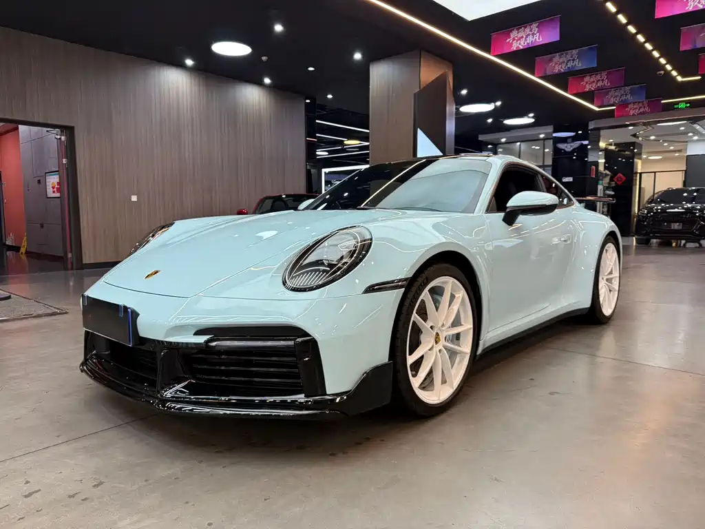Porsche 911 2023