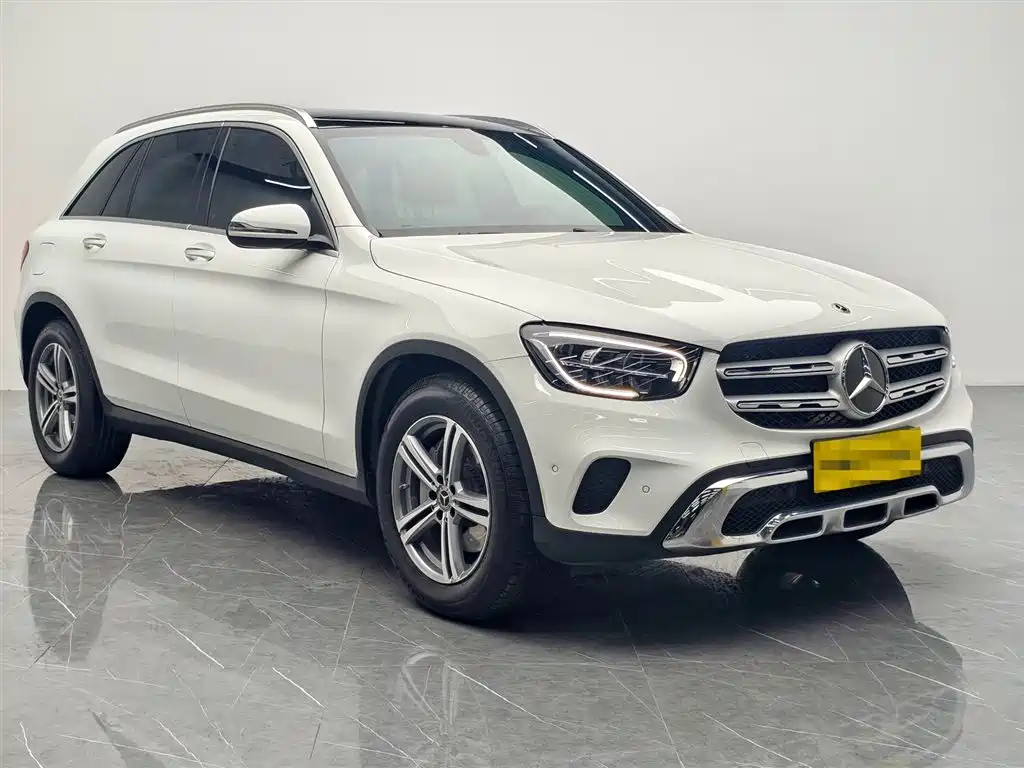 MERCEDES-BENZ GLC