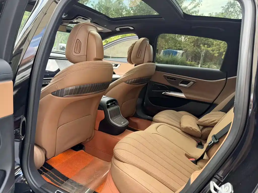 Mercedes-Benz E-Class E 2024 E 300 L Fashion