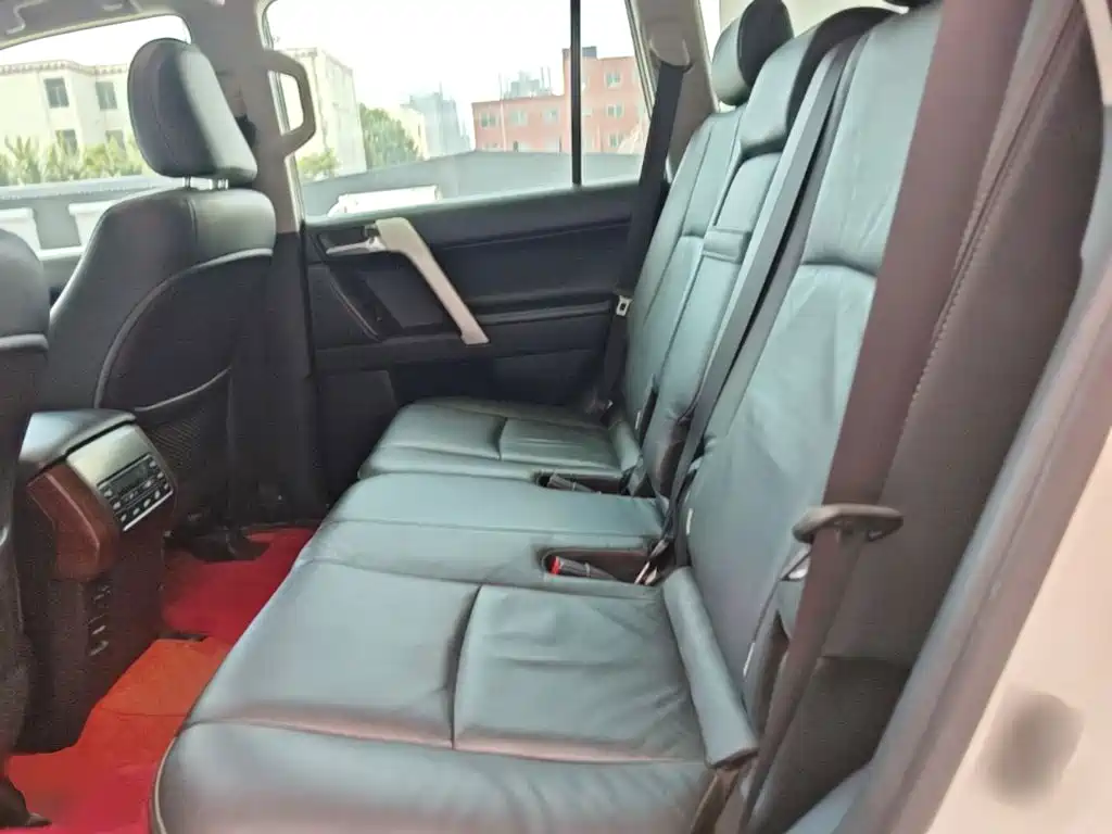 Toyota Prado — миниатюра 17