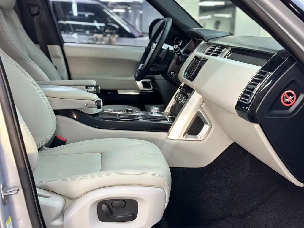 Land Rover Range Rover 2014 3.0T