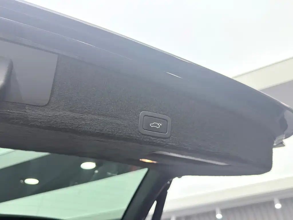 Volvo XC60 (Import) — миниатюра 19
