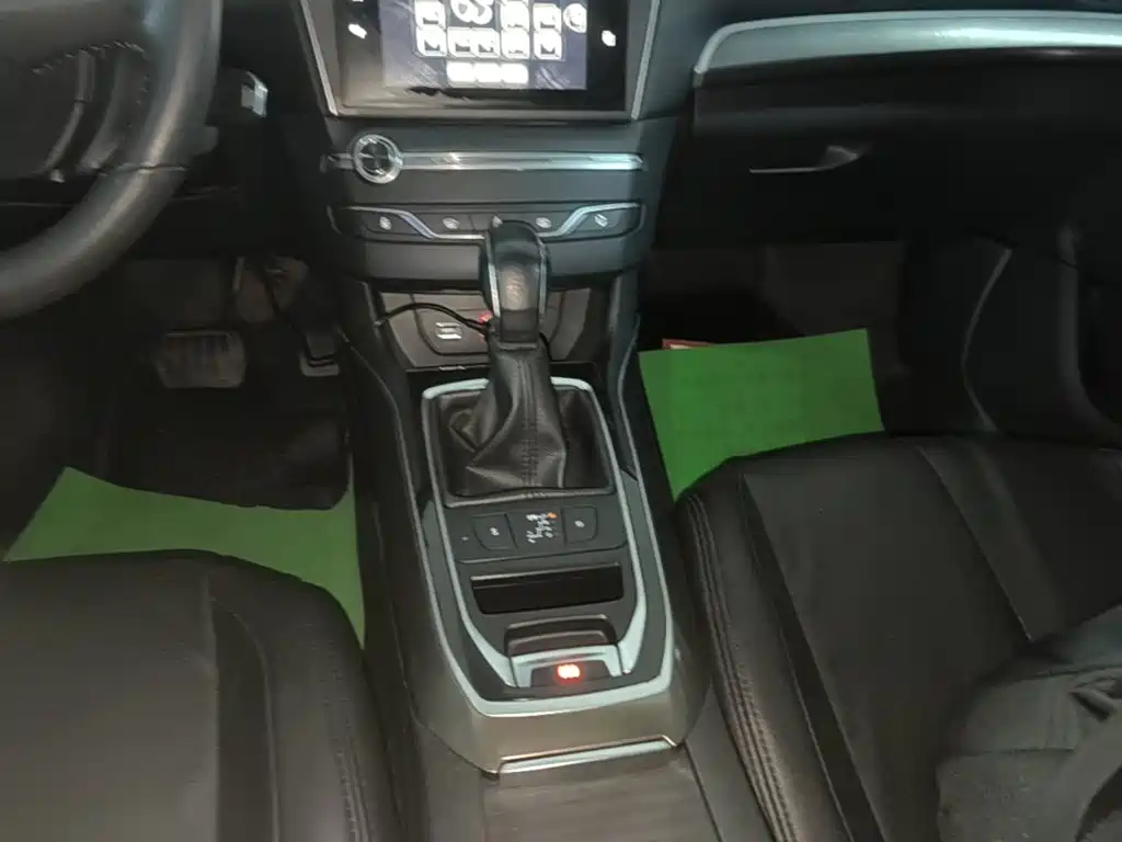 Peugeot 408 — миниатюра 14