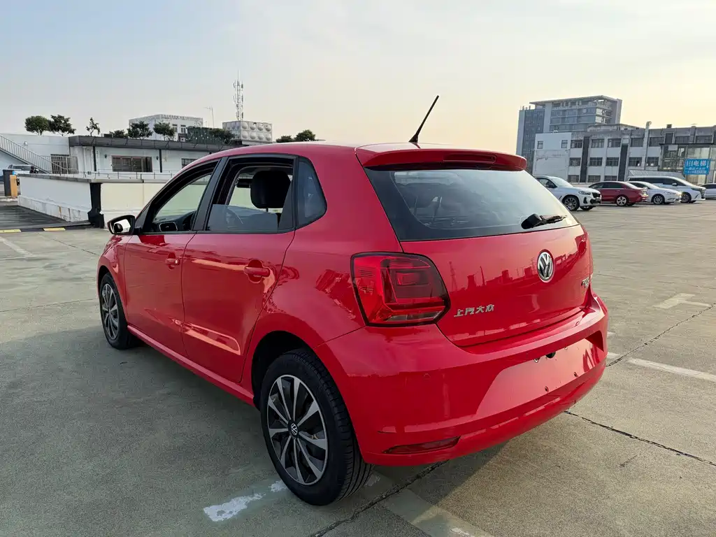 Volkswagen Polo — миниатюра 13