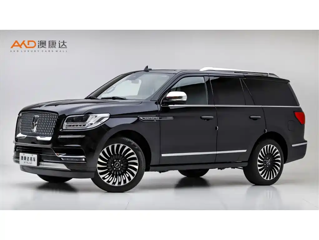 Купить Lincoln Navigator