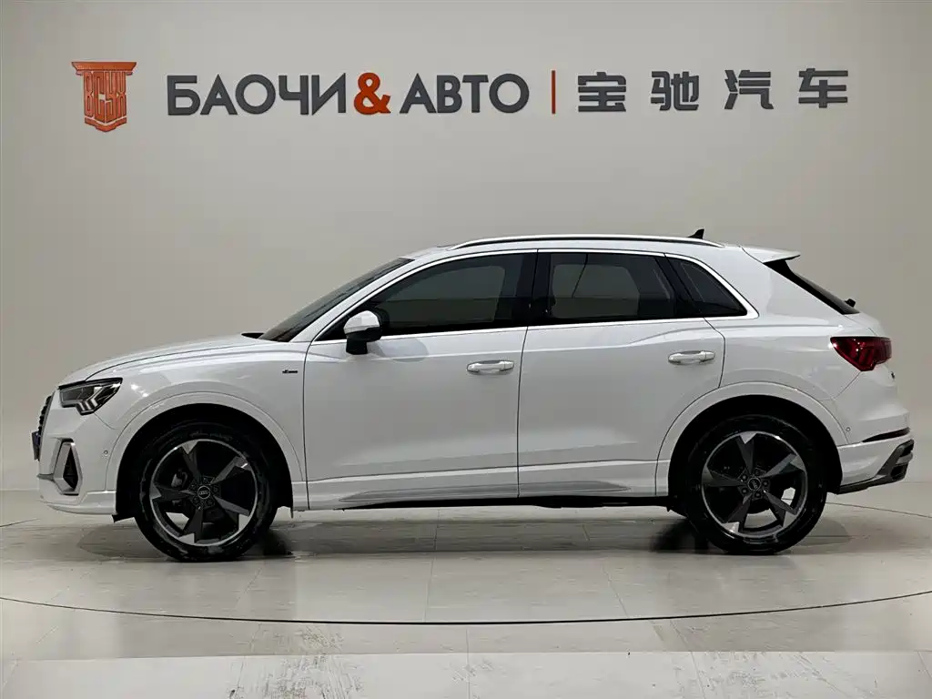 Audi Q3 2022 35 TFSI Fashion