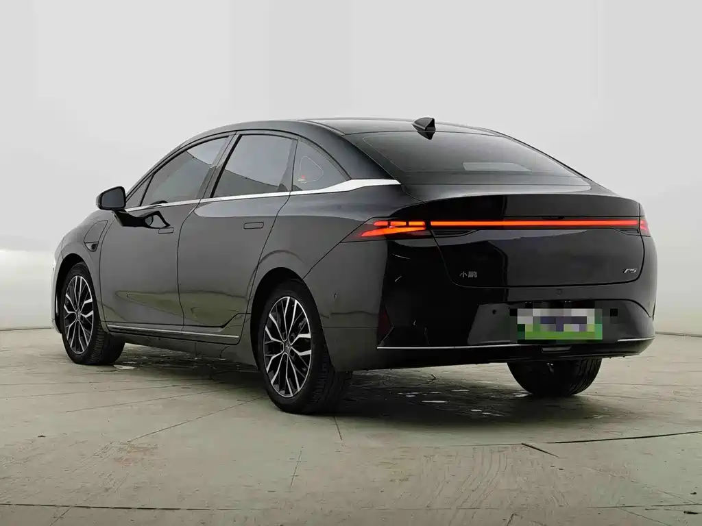 XPeng P5 — миниатюра 16