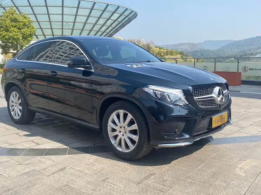 Mercedes-Benz GLE Coupe GLE 320 4MATIC Coupe SUV, фото 3