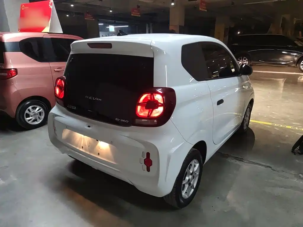 Roewe Clever — миниатюра 7