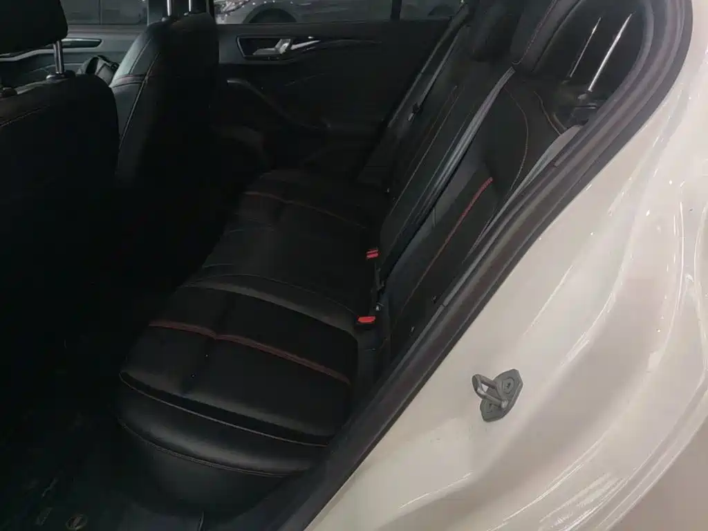 Ford Focus — миниатюра 17